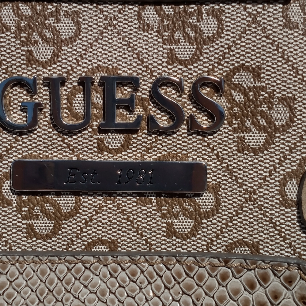 Purse - Picture 3 of 3